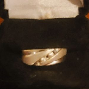 Mens Wedding Band, Size 9.